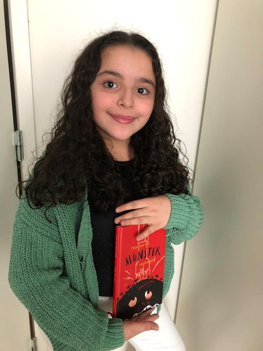 SKCnet - meisje met boek